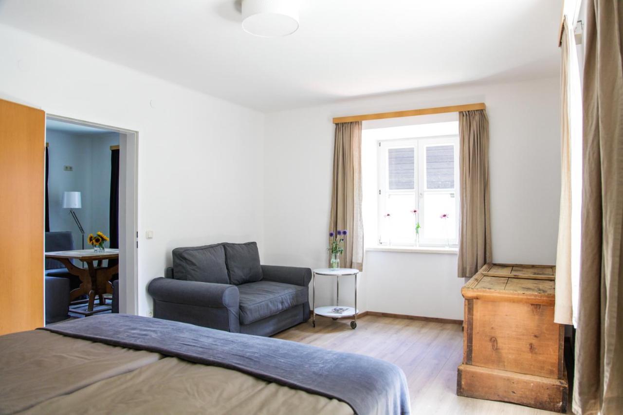 Glueck Am See - Apartment Mit Seezugang Hallstatt Exterior foto